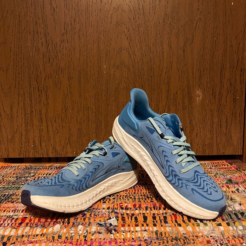 Altra Women’s Torin 7 Running Shoe - Size 10.5 (men’s 9)